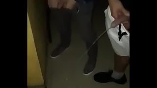 Boys pissing - gaypissing&period;net